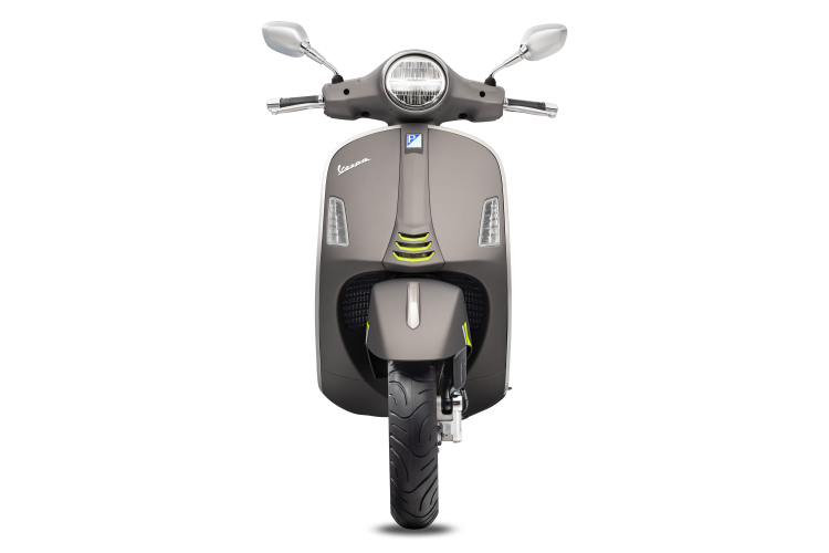 Vespa GTS Super Tech 300 price, consumption, colors
