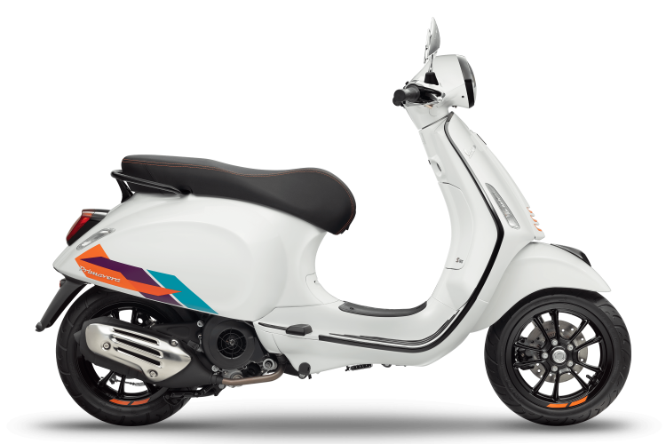 Итальянский мопед Vespa 2020 фиолетовая