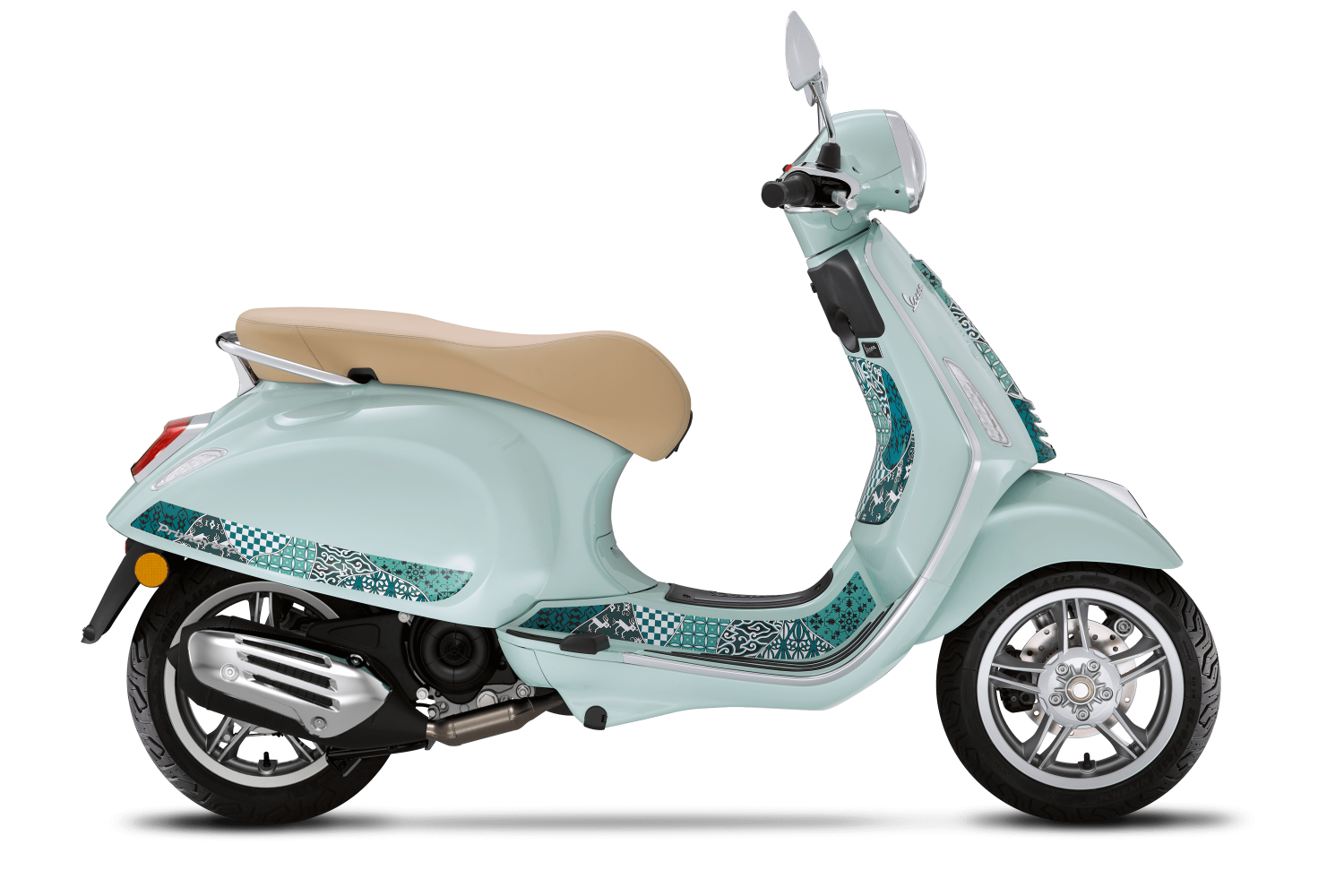 Vespa Primavera Batik 50 price consumption colors